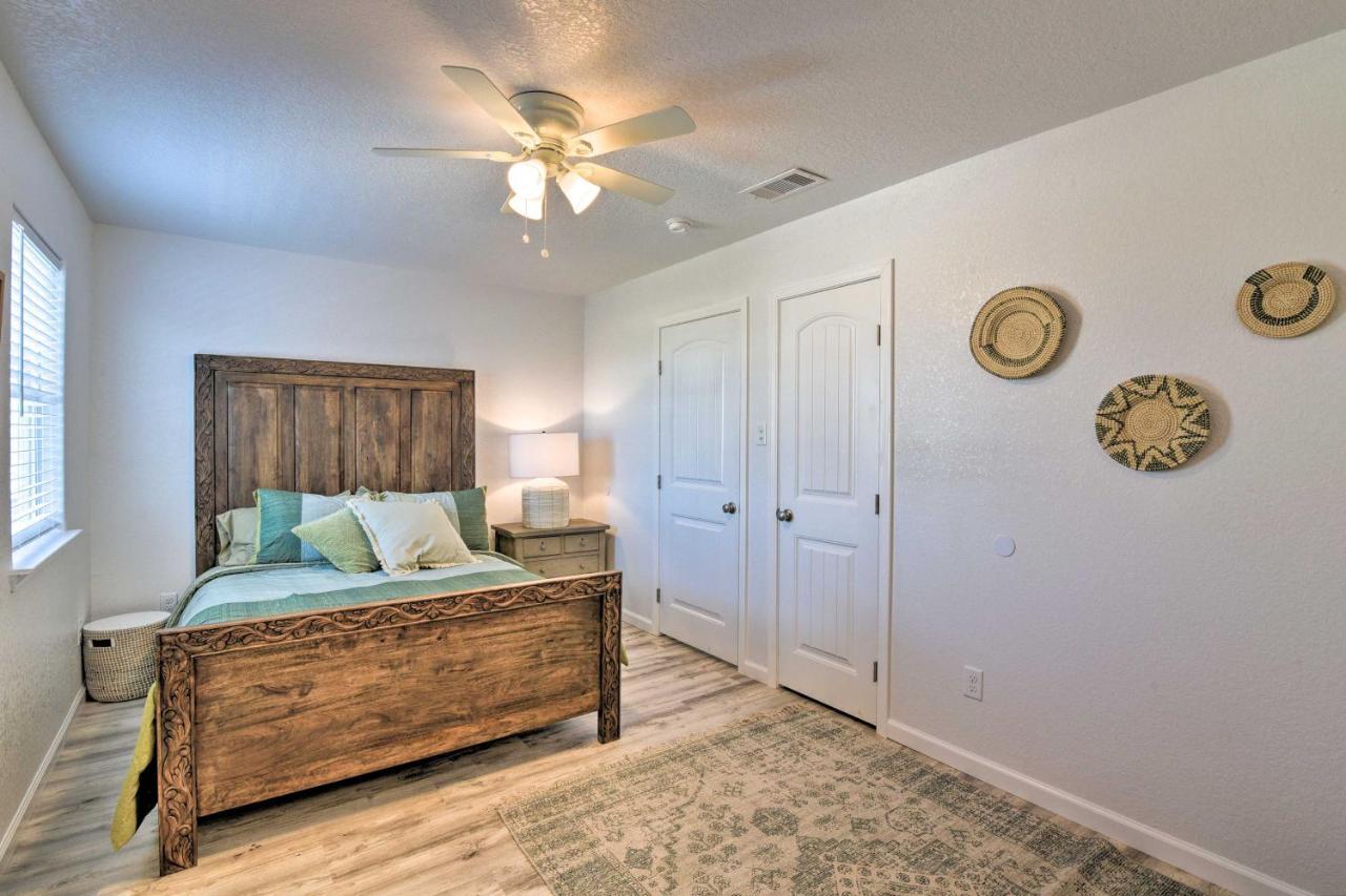 Coastal Surfside Beach House Walk To The Ocean! Eksteriør bilde